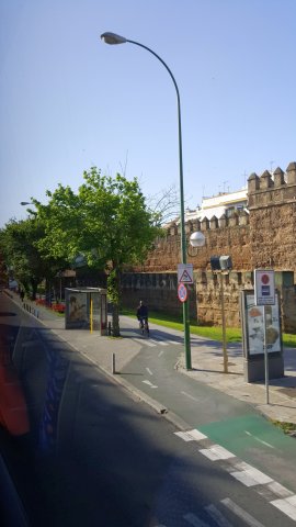 883 sevilla